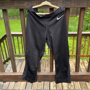 Nike cropped pro pants